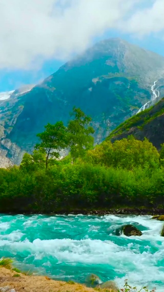 4K高山瀑布溪流美景