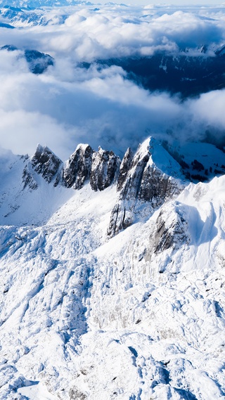 二次元微信背景图雨雪气候,山,自然景观,壮阔