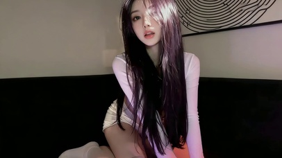 长发居家女孩