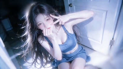 镜头前可爱表情少女