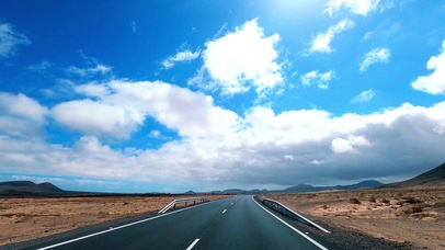 清新蓝天公路