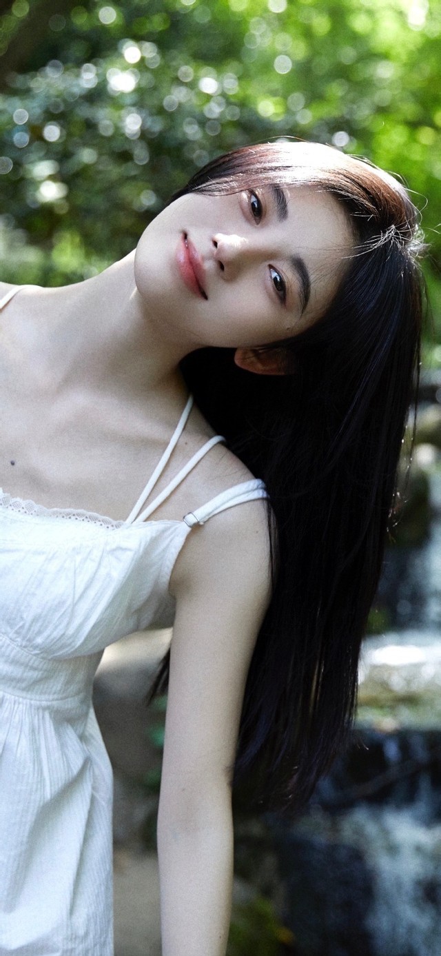 鞠婧祎