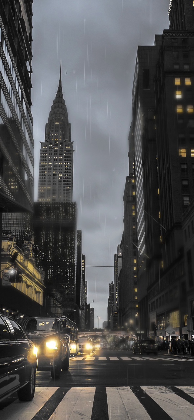 4K阴雨天的繁华街道