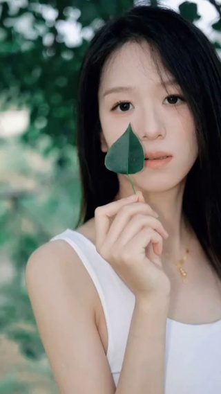美女