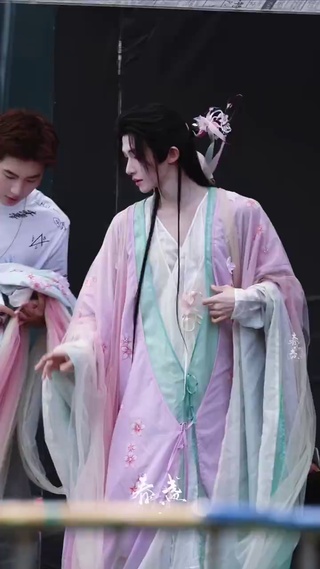 宇间桃仙