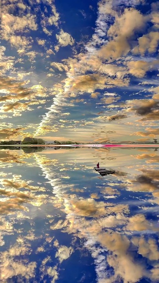 水天一色相连接