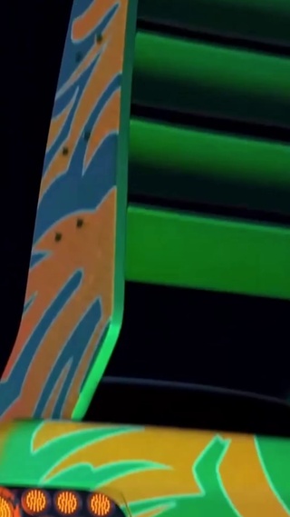 角逐