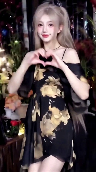 跳舞的女孩