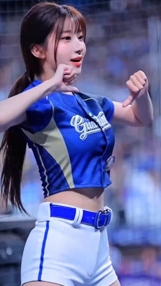 拉拉队长