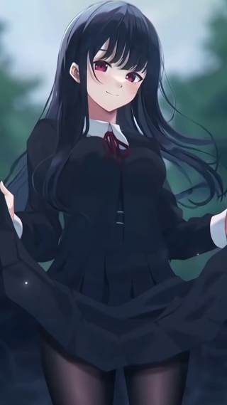 黑色连衣裙