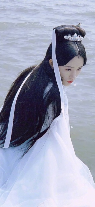 鞠婧祎