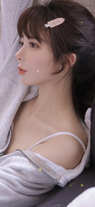 纯欲系居家女孩