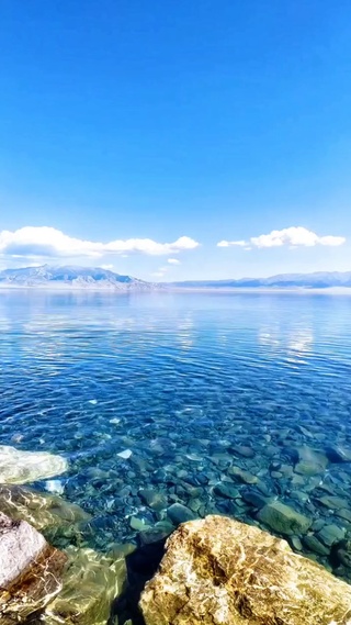 赛里木湖