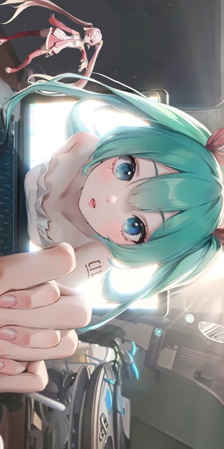 初音破次元