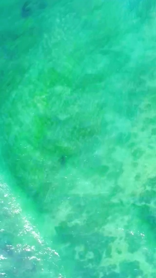碧绿护眼海浪 4K
