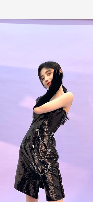 鞠婧祎