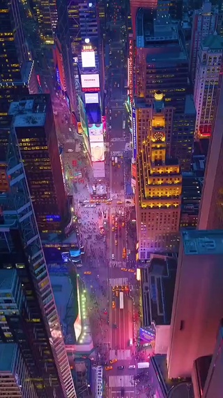 夜光下的都市