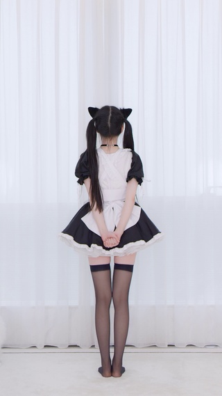 黑丝女仆