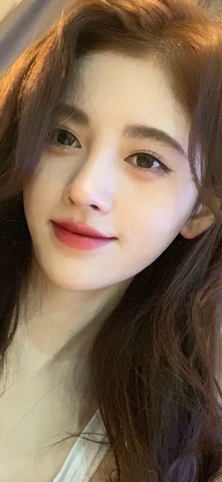 鞠婧祎