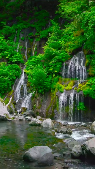 山涧护眼溪水