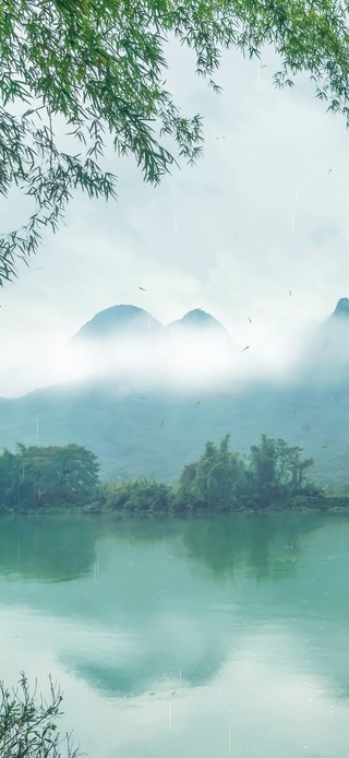 唯美雨天云雾山水