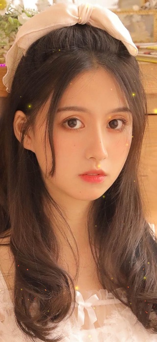 清纯可爱学姐的日常