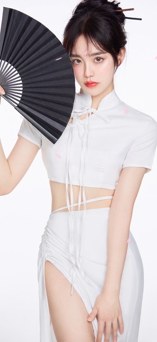 扇子小姐姐