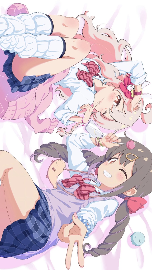 两个女孩