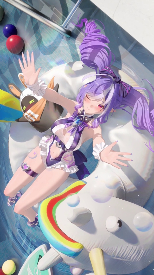 薇薇安 泳装