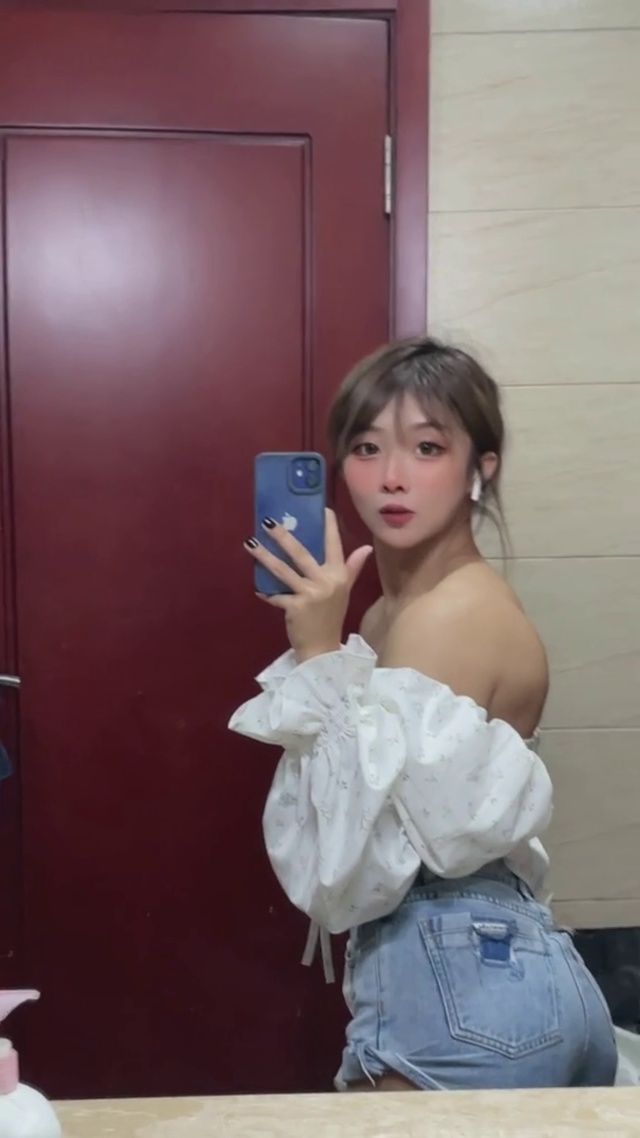 背影女孩