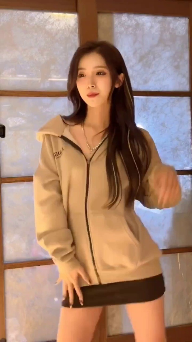 可爱小姐姐
