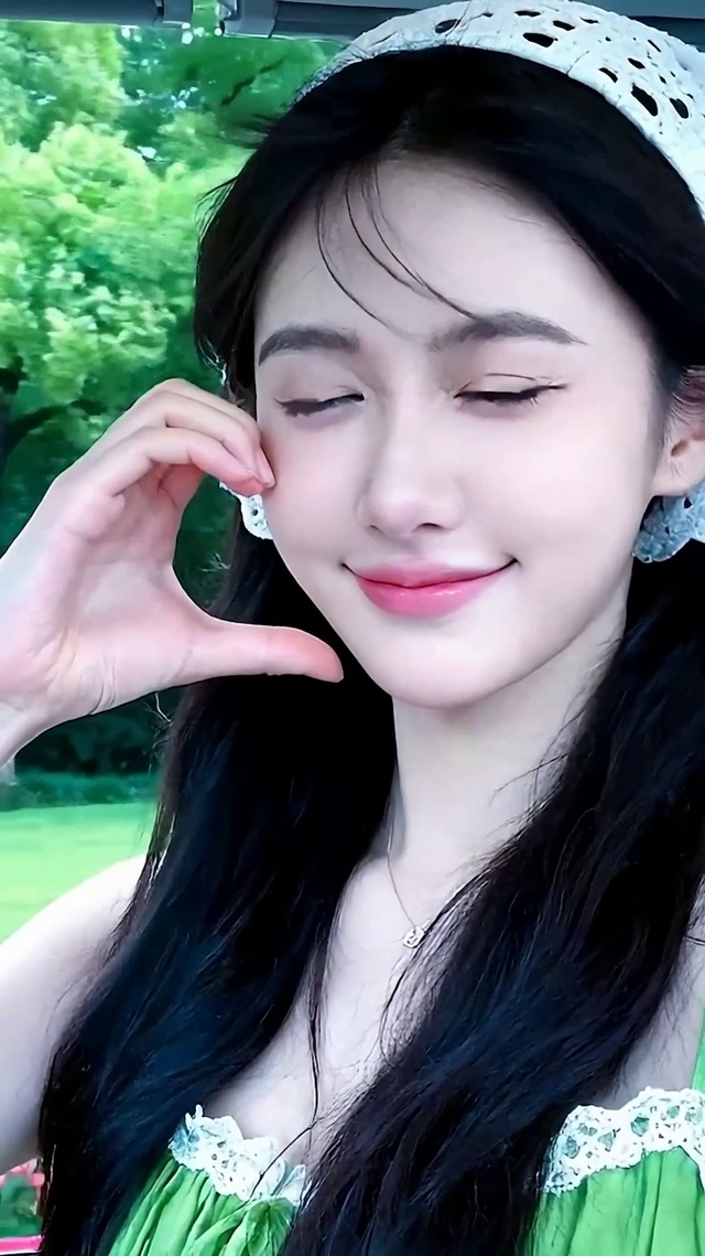 甜美女孩