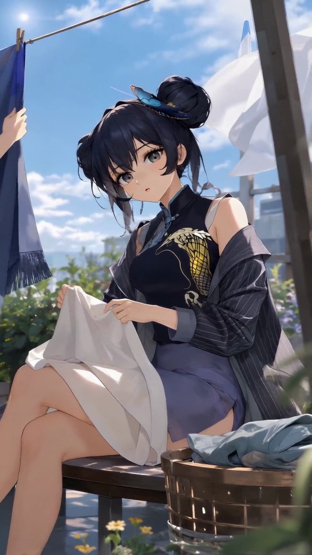 天台晒衣的二次元美少女
