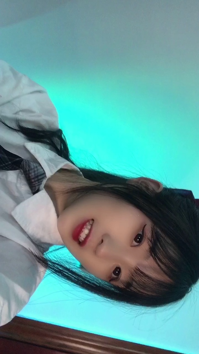 横屏小姐姐