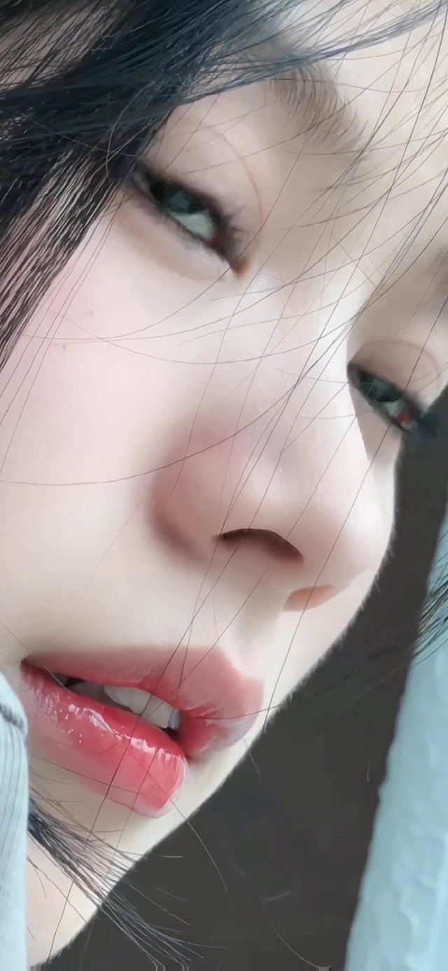 超治愈的清纯美女