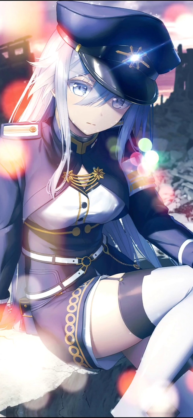 制服白发萝莉