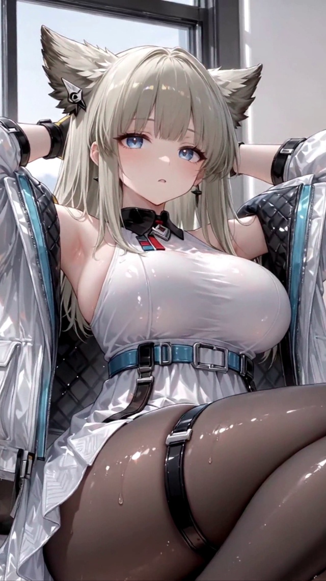 猫耳女