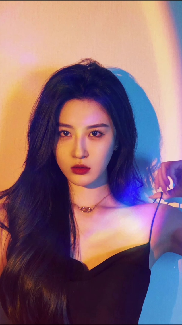 点头像看更多-146号作品