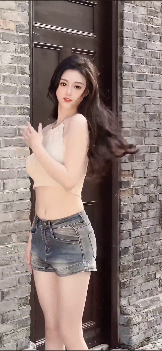 清纯性感御姐