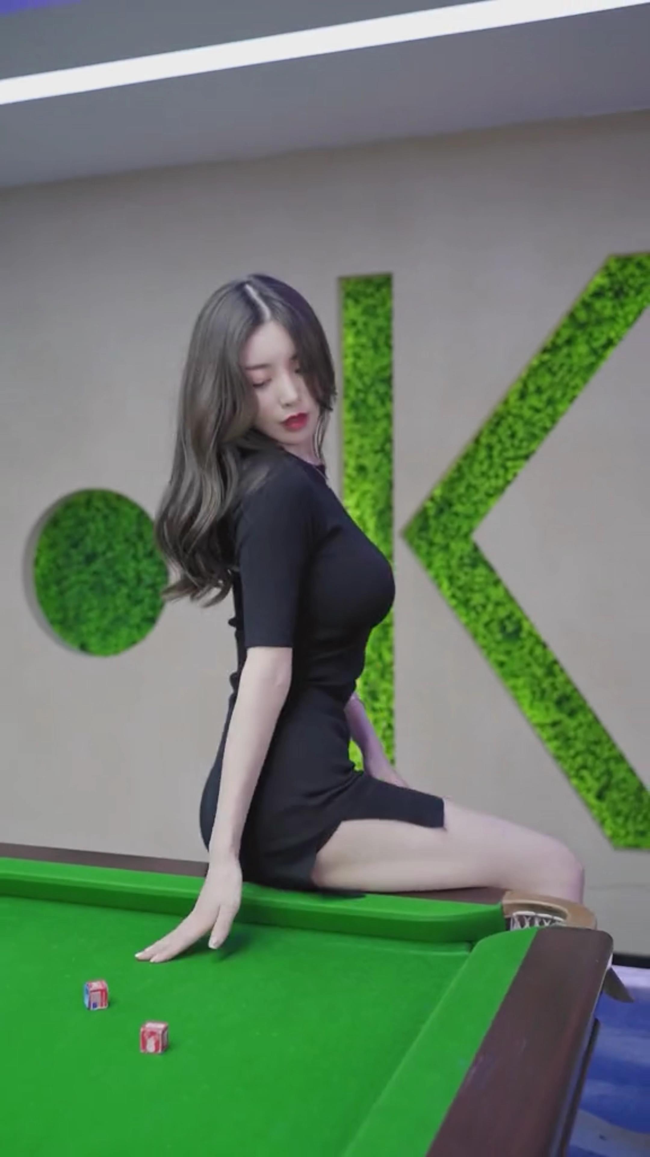 桌球女郎