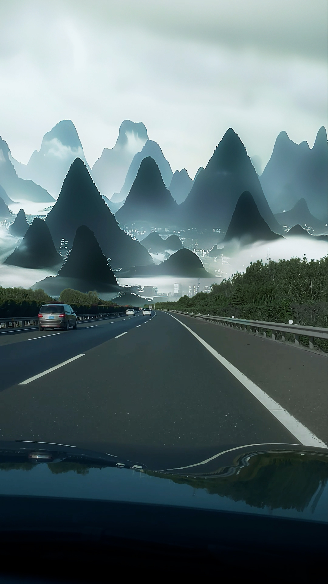 公路山景