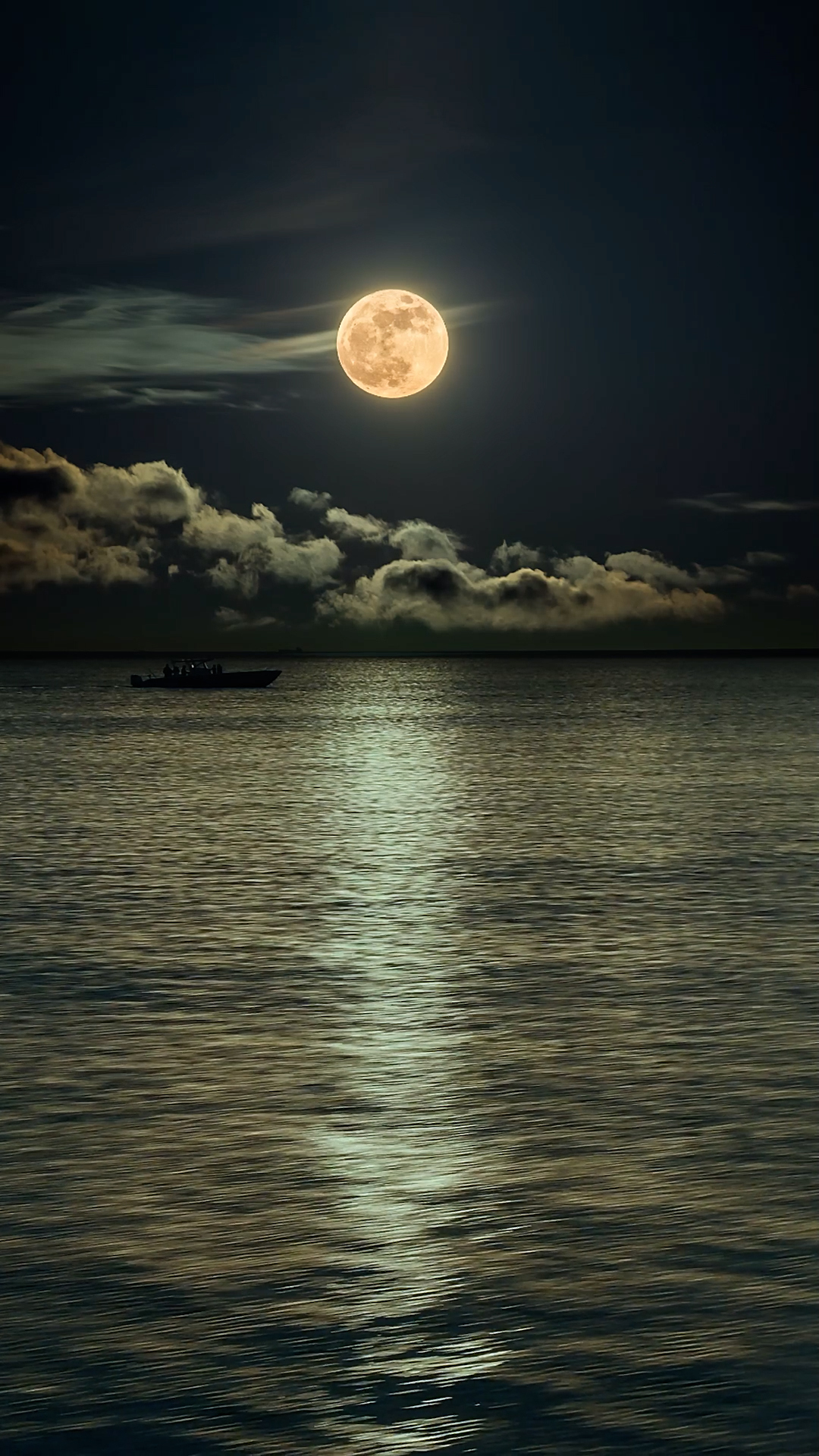 海上明月