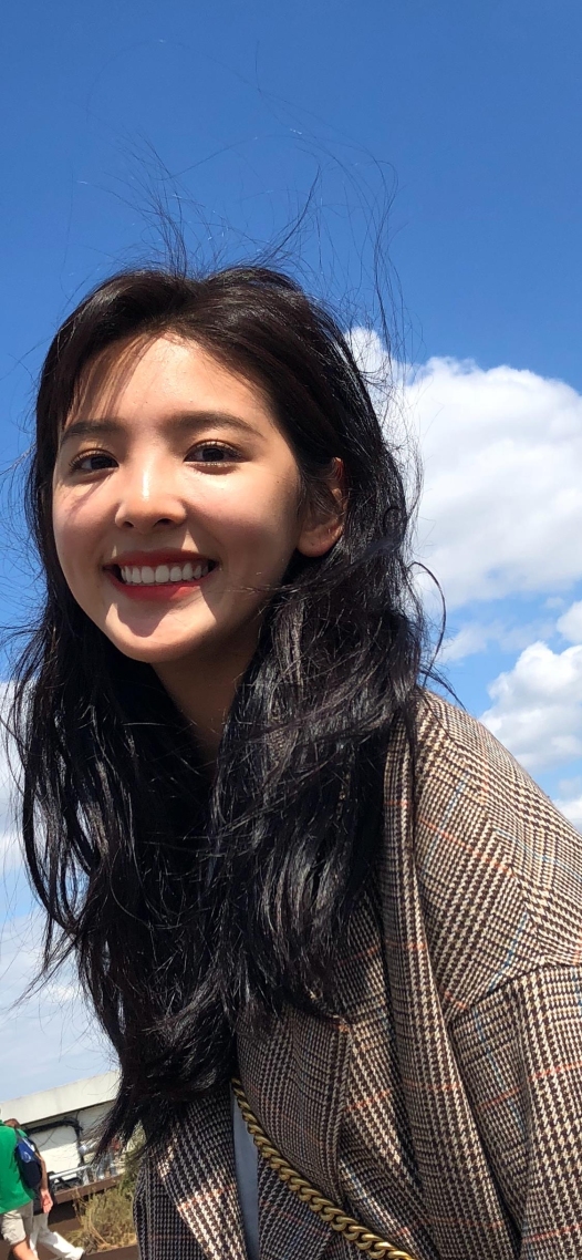 女神屏幕图片手机高清壁纸