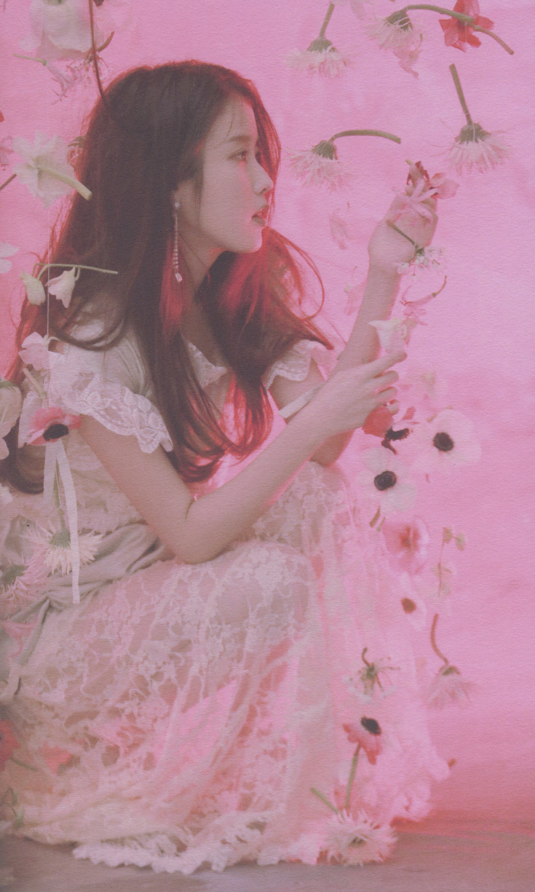 IU