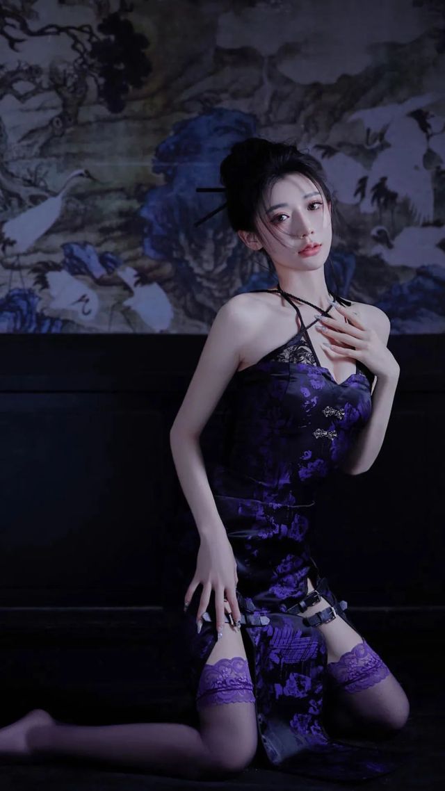 二次元微信聊天背景图旗袍美女