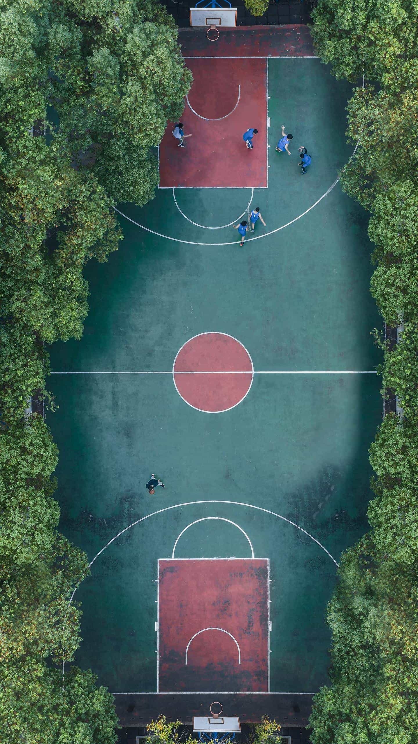 清晨的籃球場