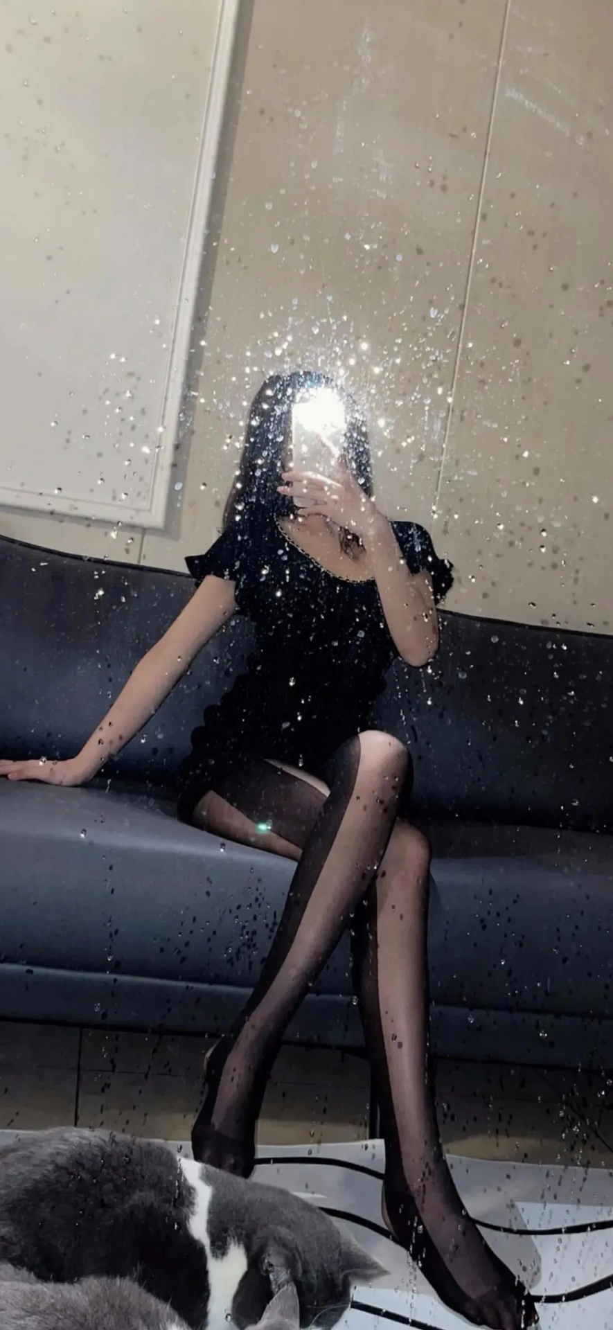 微信聊天背景黑丝美女