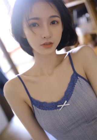 美女