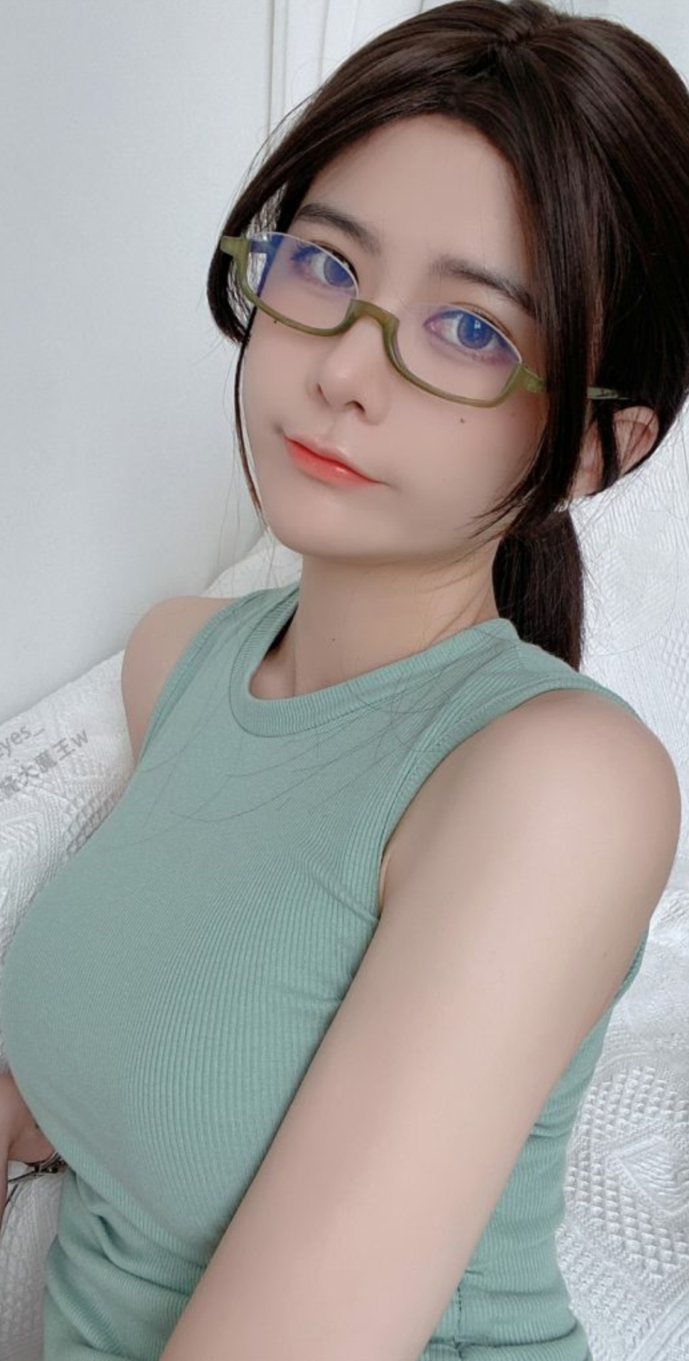 清新女孩聊天背景圖