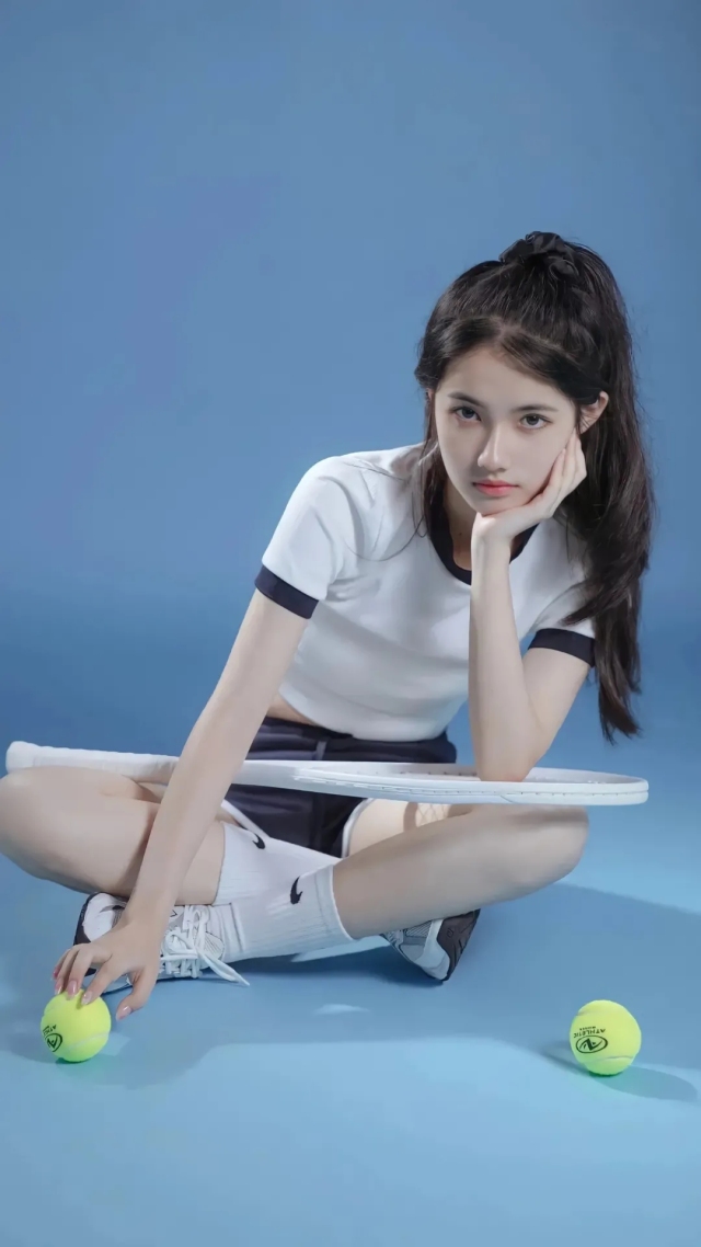 少女009微信聊天图